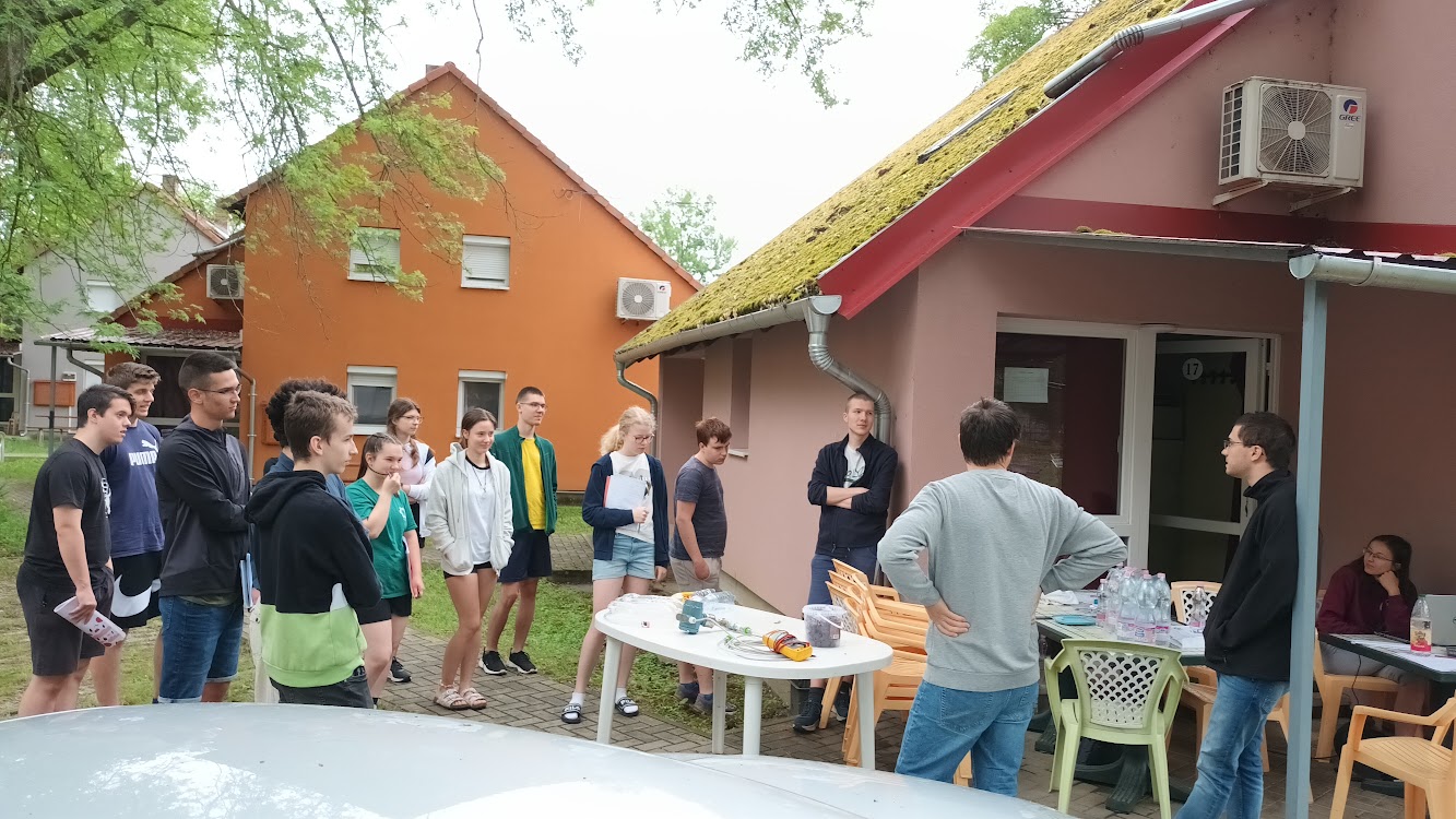 Mérési jegyzőkönyv a KöMaL nyári táboráról 3 elokeszules