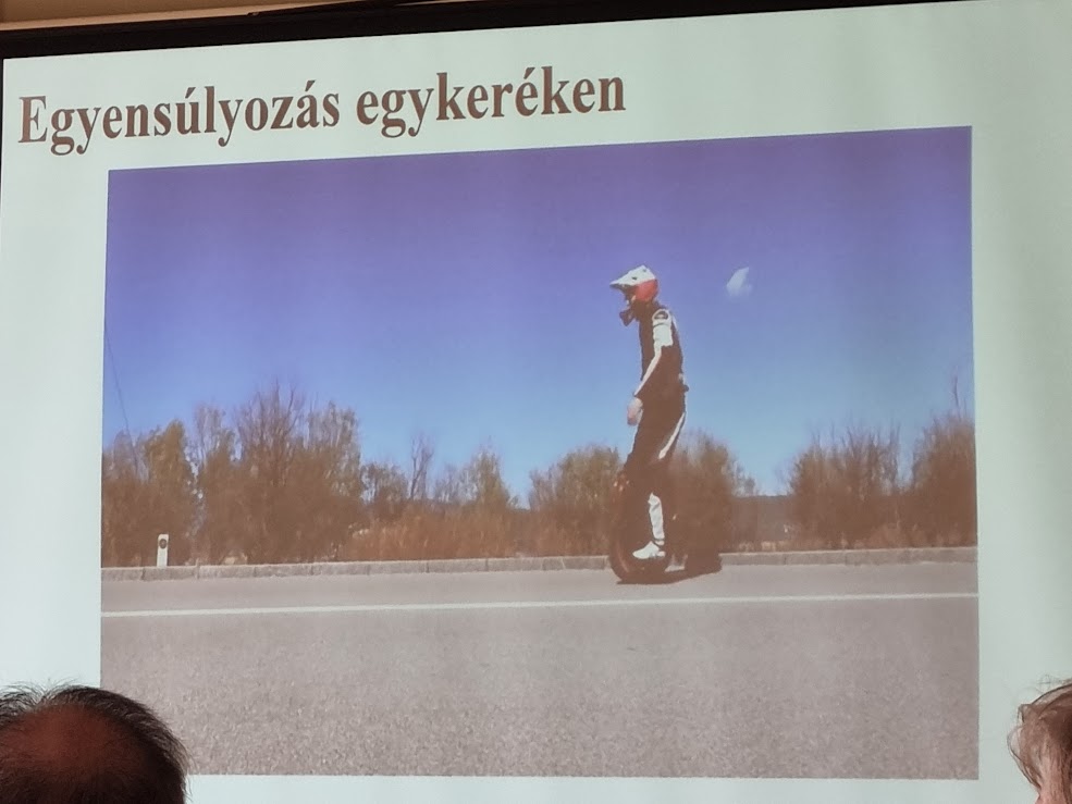 Szilánkok a szegedi Alkalmazott Matematikai Konferenciáról 2 egykerk