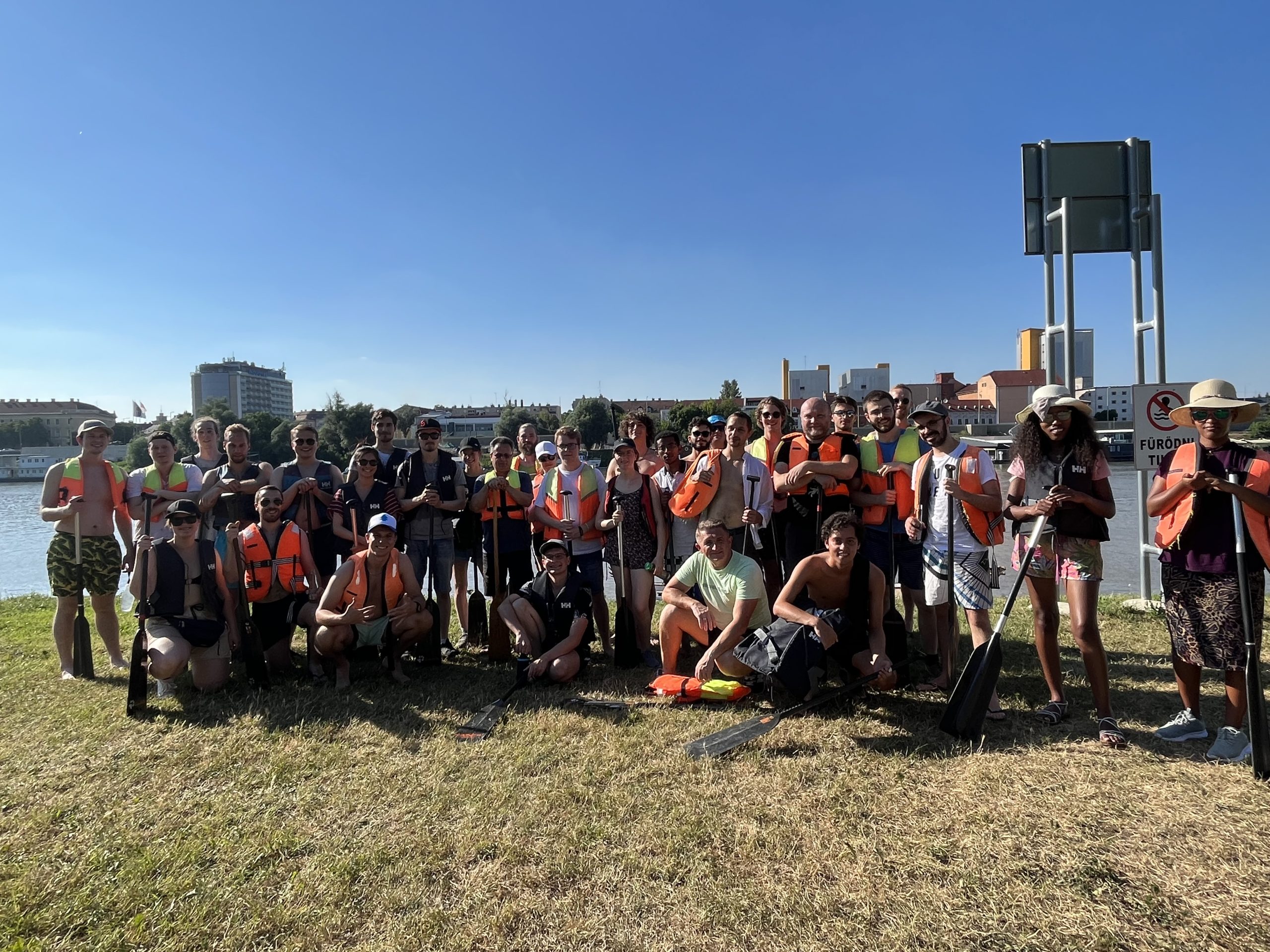 Az ipari matematika nemzetközi agytornája 3 3 ECMI scaled