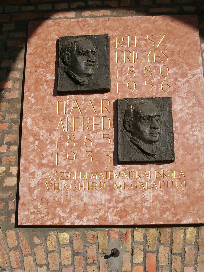 675px Szeged matematikus2