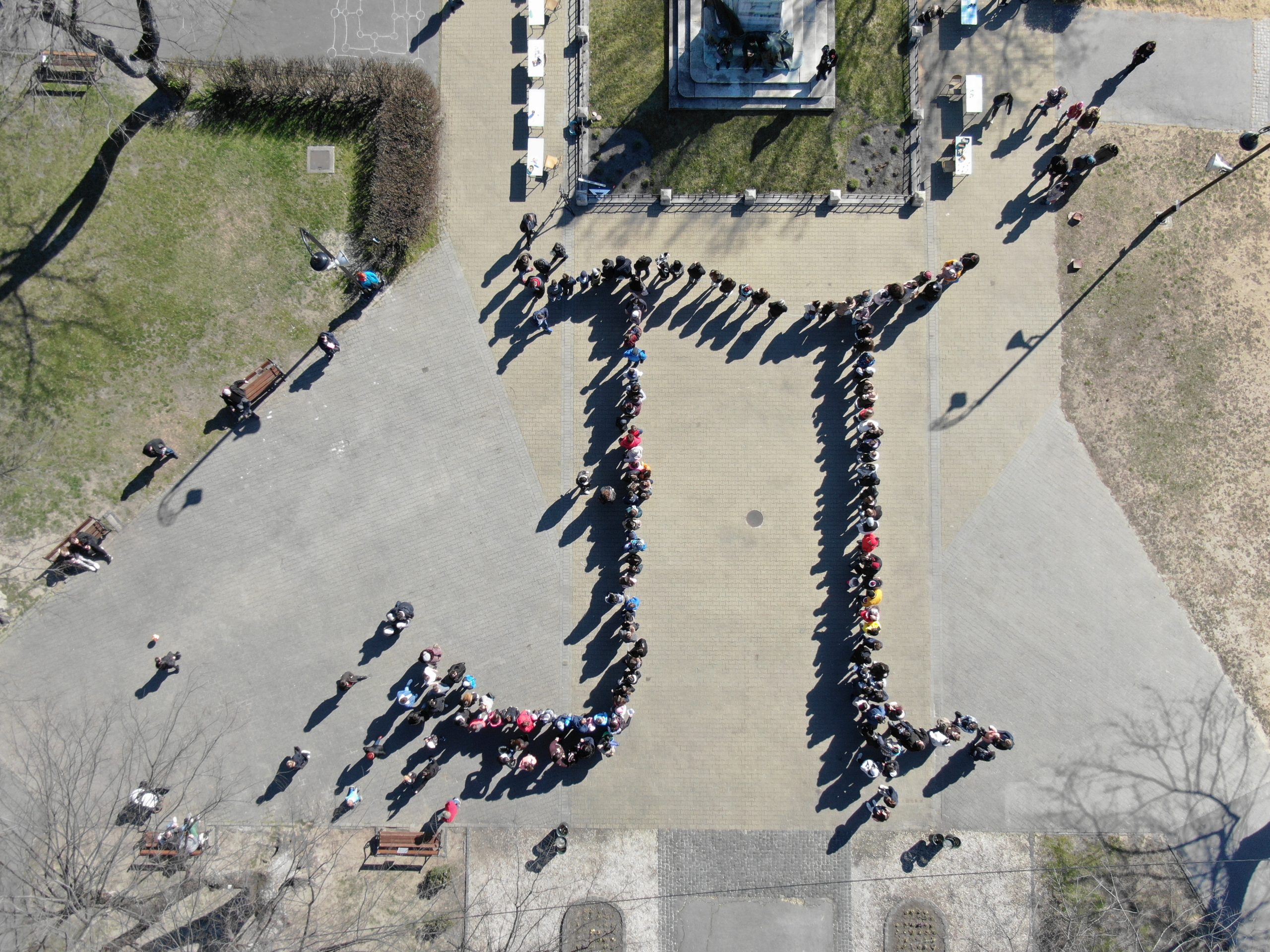 Cegld P flashmob drn scaled