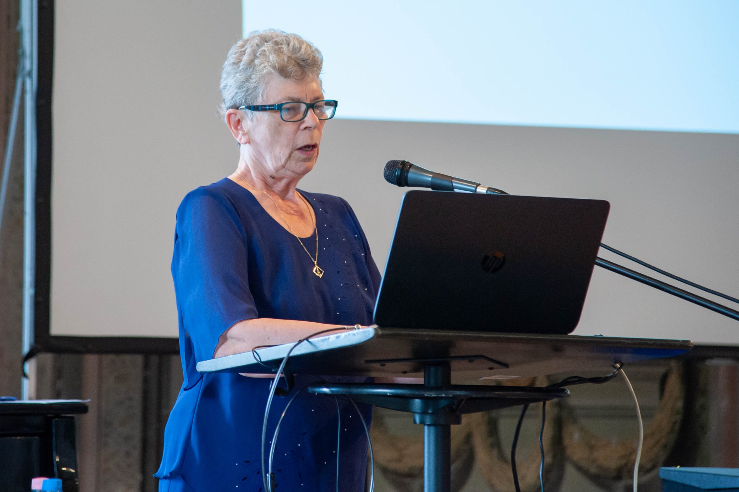 Foldesi Andrasne Remenyi Katalin scaled