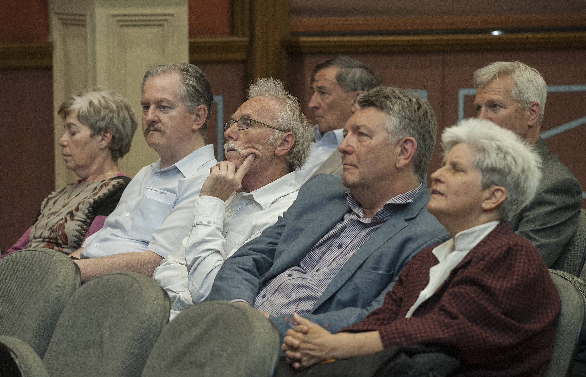 kozonseg evfolyamtarsak